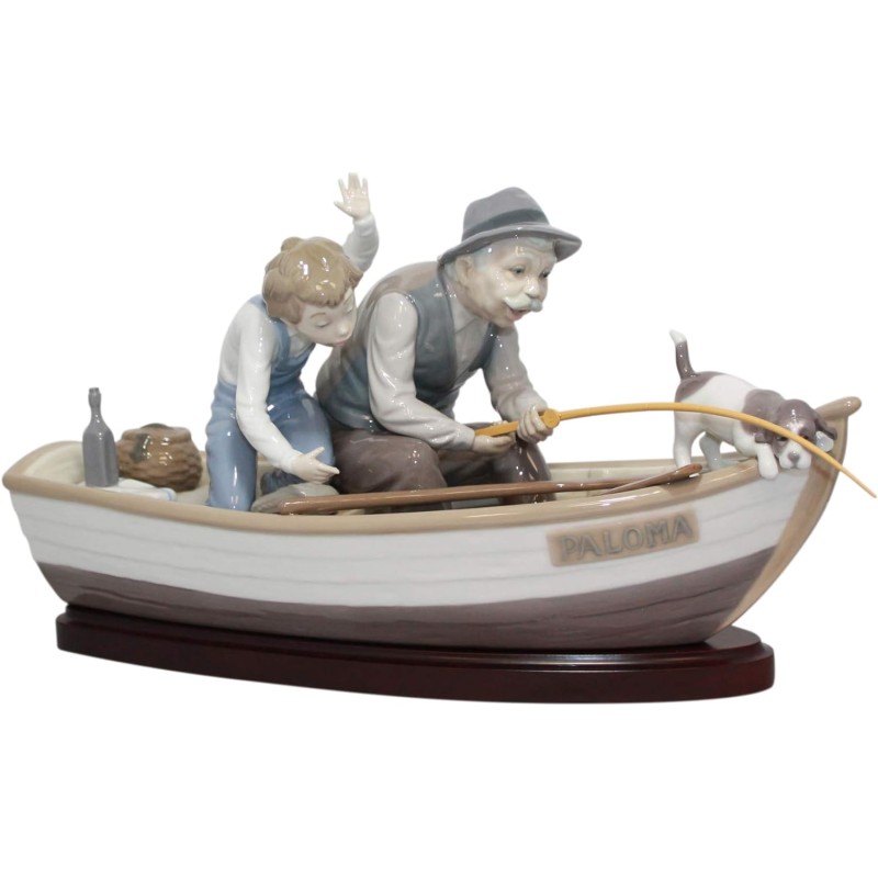 LLADRÓ Grandfather Fisherman Statue 01005215