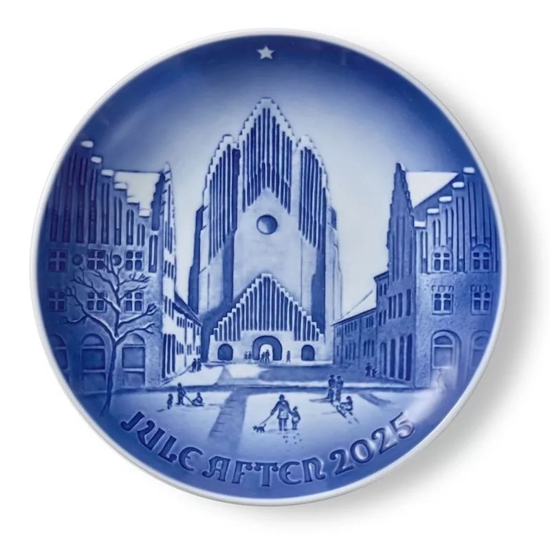 Bing & Grondahl Christmas Plate 2025 "Grundtvig's Church" in Porcelain