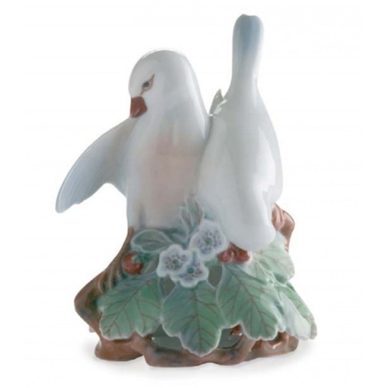 Royal Copenhagen Elsa che legge mini 5021089