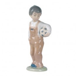 Nao Statuina Ragazzo con Pallone-Wanna Play? 02001068