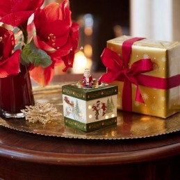 Villeroy & Boch Christmas Toy's Small Rectangular Gift Package Santa