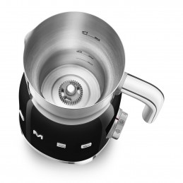 Smeg Montalatte Nero, Estetica Anni 50