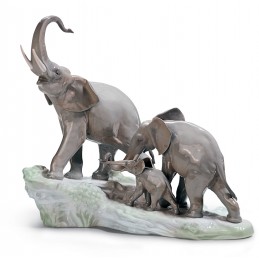 Lladrò Elephants Walking Figurine Ref. 01001150