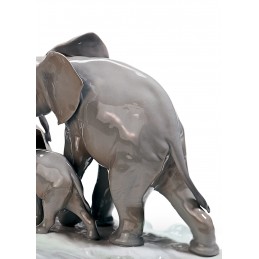 Lladrò Elephants Walking Figurine Ref. 01001150